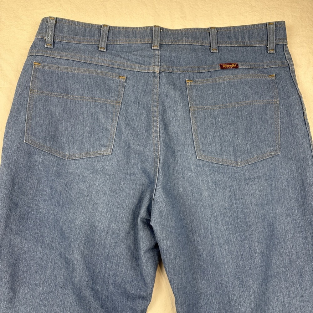 Men's Wrangler Jeans Gentleman's Cut 85498LB 38x29 measured size Excellent Condi